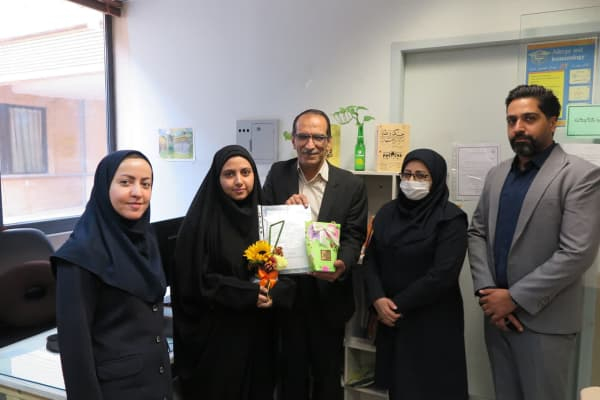 تجلیل روز کتابدار